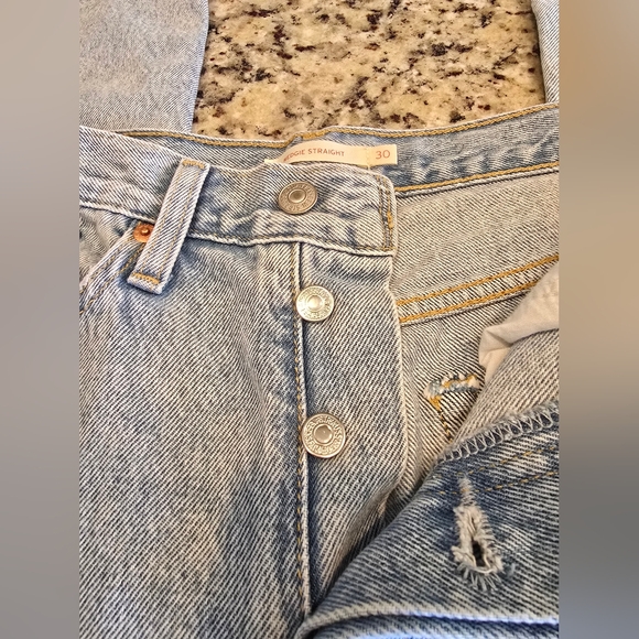 Levi red tab jeans - Picture 5 of 11
